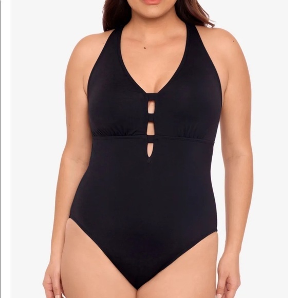 LAUREN RALPH LAUREN Women's Plus Black Non-Cutout One Piece Swimsuit - Picture 1 of 9